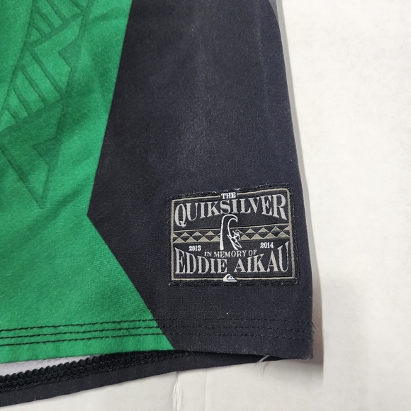 Quiksilver Eddie Aikau Green and Black Board Shorts Size 38 - Picture 4 of 8